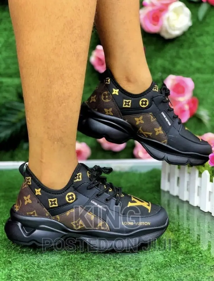 Optimal Fashion Shoes