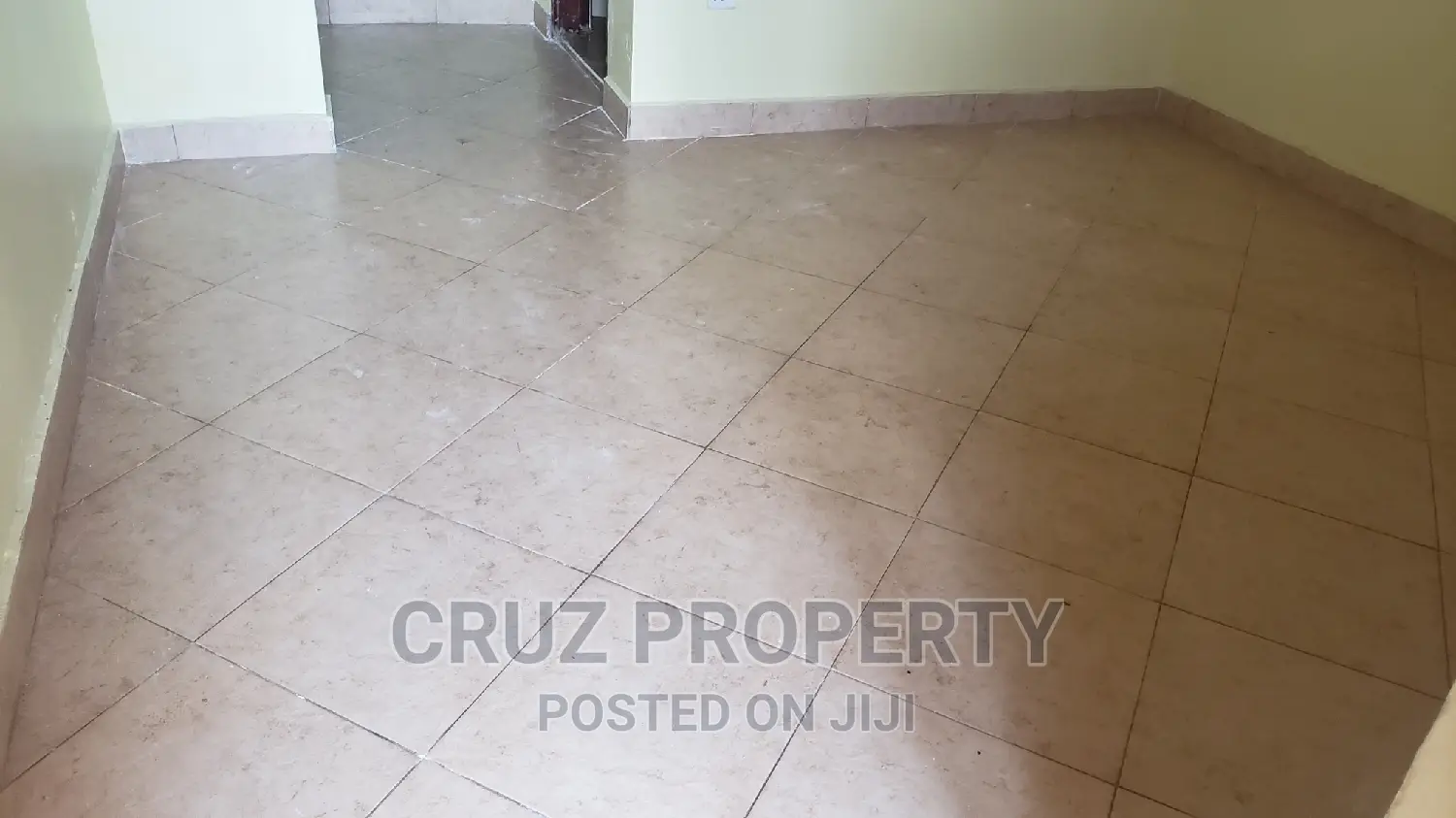 1bdrm House in Cruz Property, Rubaga for rent