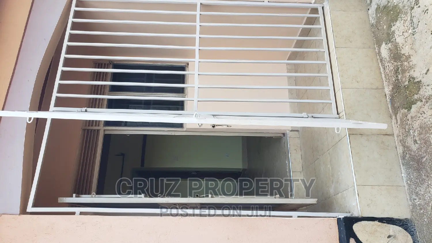 1bdrm House in Cruz Property, Rubaga for rent
