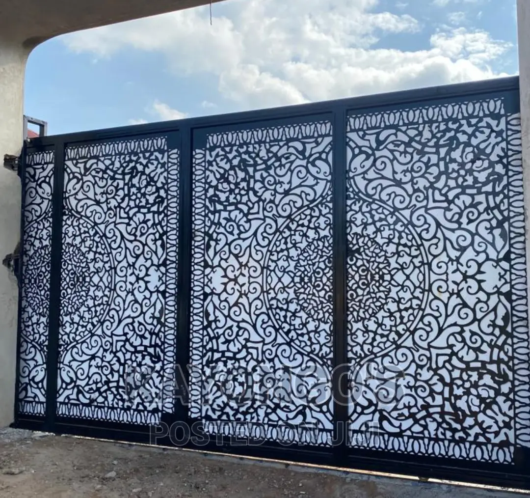 Sliding Gates With Faibers