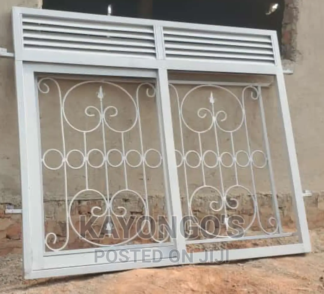Sliding Windows With Nice and Strong Designs