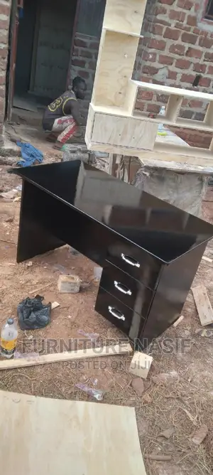 Office Table Black  Beautiful Available