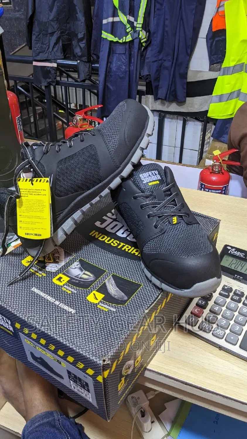 Safety Shoes 👟 Ladies Classic Safety Shoes, Ladies Safety