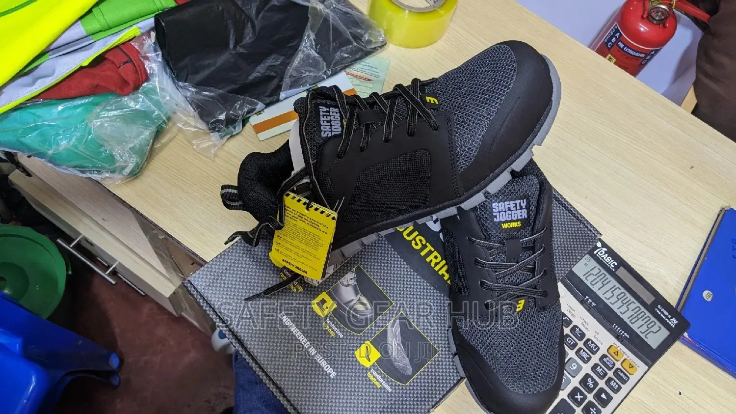 Safety Shoes 👟 Ladies Classic Safety Shoes, Ladies Safety