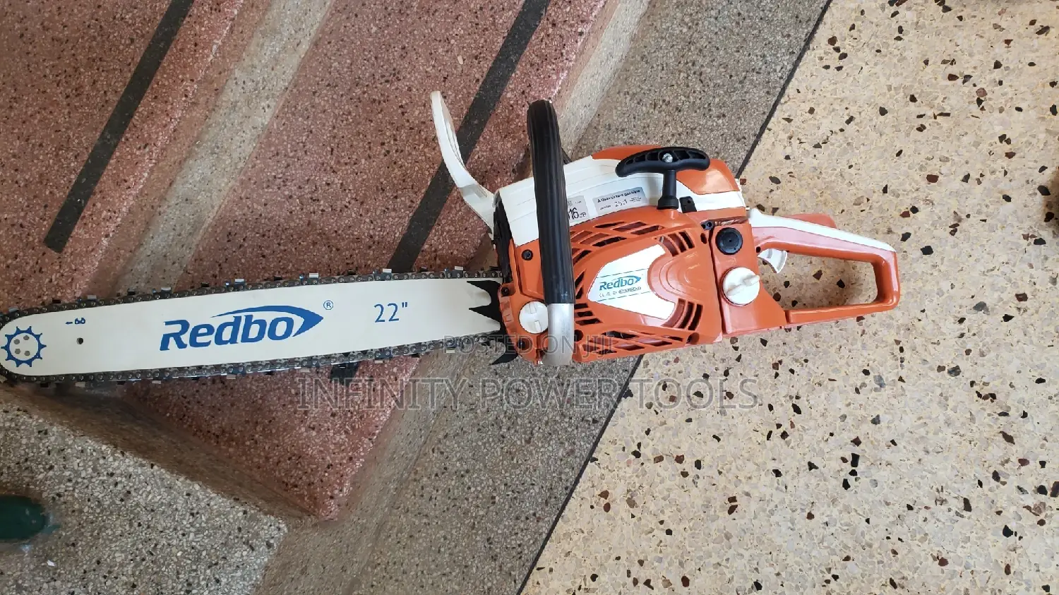 Chain Saw 22"