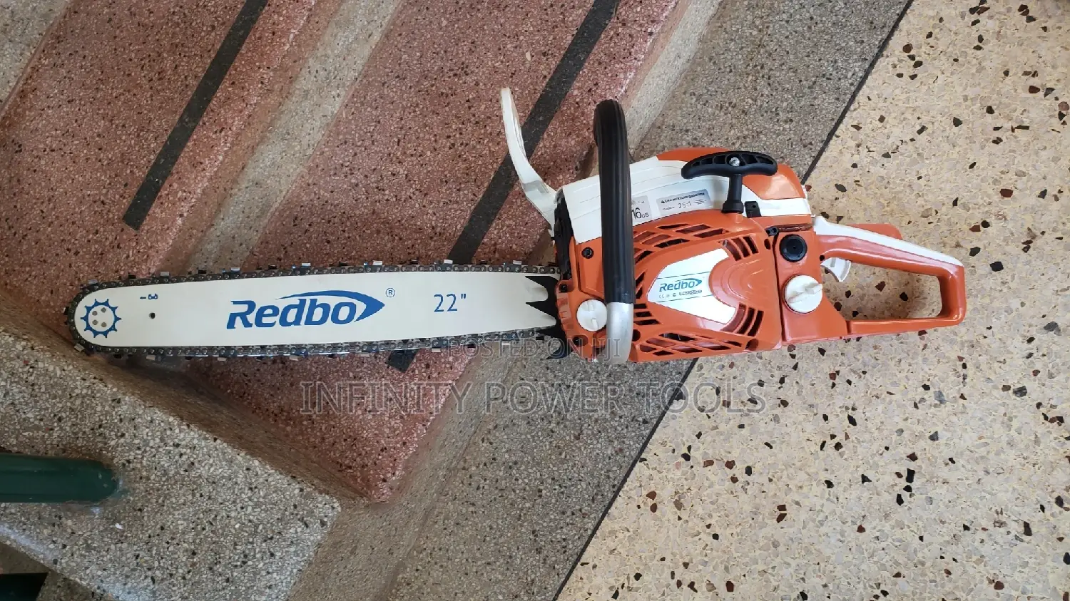 Chain Saw 22"
