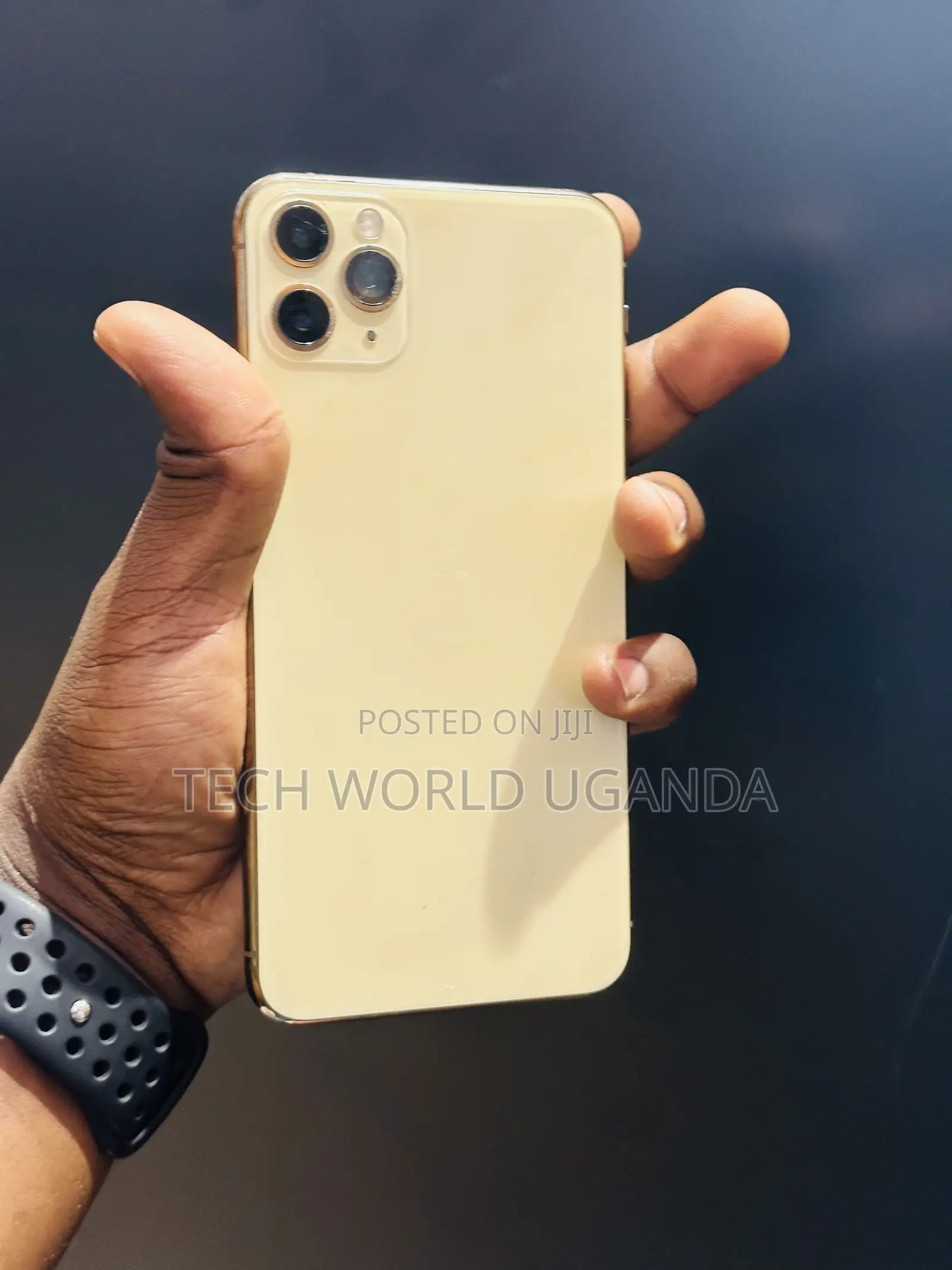 Apple iPhone 11 Pro Max 64 GB Gold