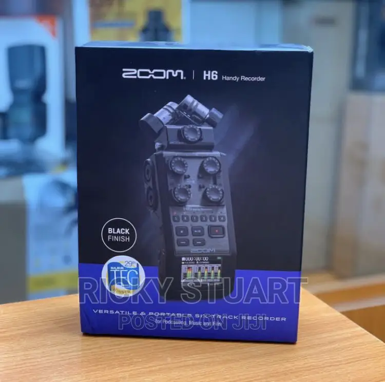 Zoom H6 Portable Recorder Black
