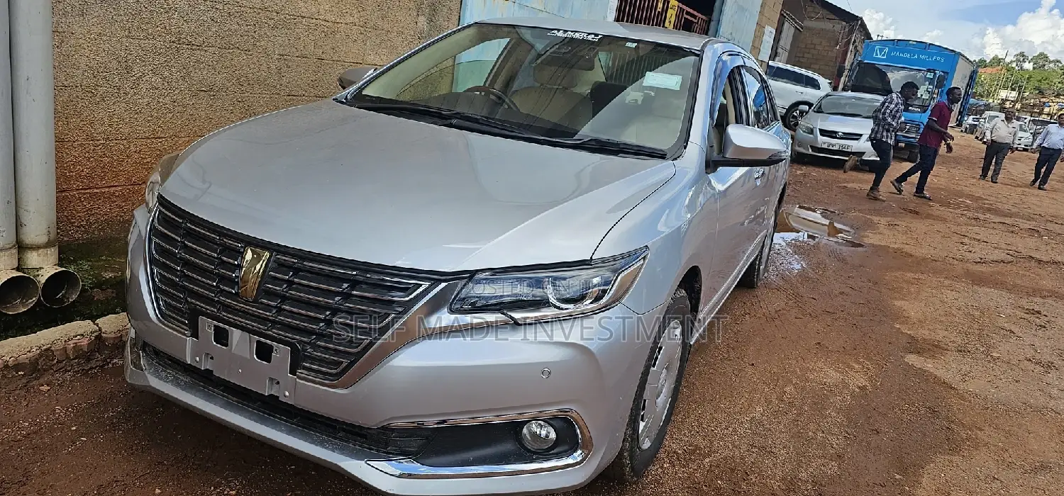 Toyota Premio 2016 White