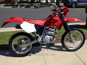 Honda 2003 Red