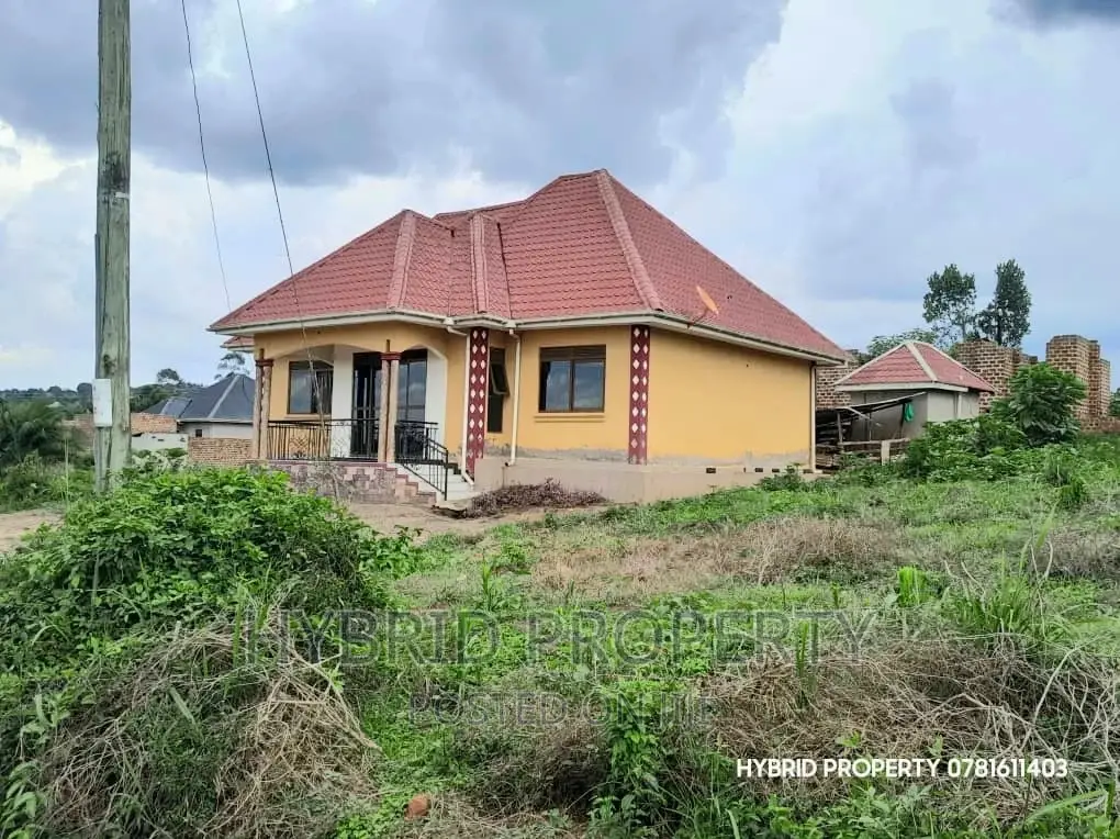 Prime Plots for Sale at Wakiso~Bugwanya Along Hoima Road II.