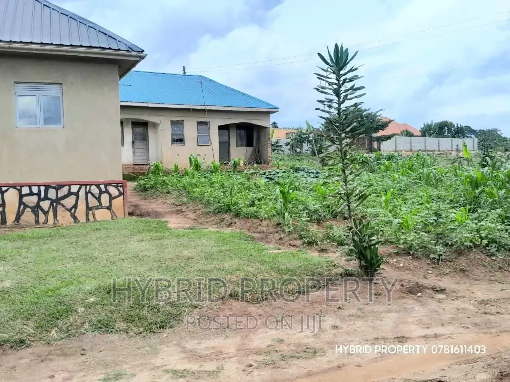 Prime Plots for Sale at Wakiso~Bugwanya Along Hoima Road II.