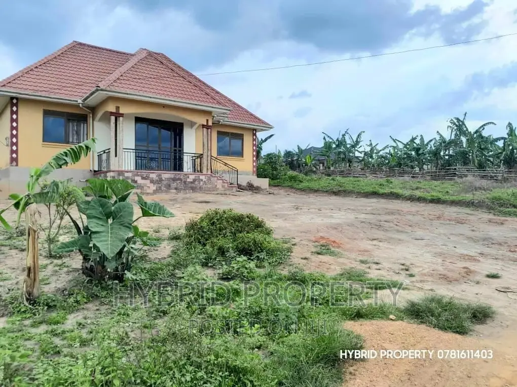 Prime Plots for Sale at Wakiso~Bugwanya Along Hoima Road II.