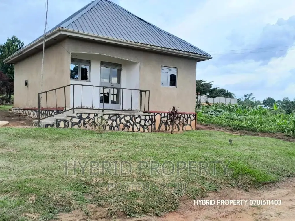Prime Plots for Sale at Wakiso~Bugwanya Along Hoima Road II.