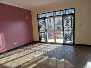 Furnished 7bdrm Duplex in Kira First Class for sale