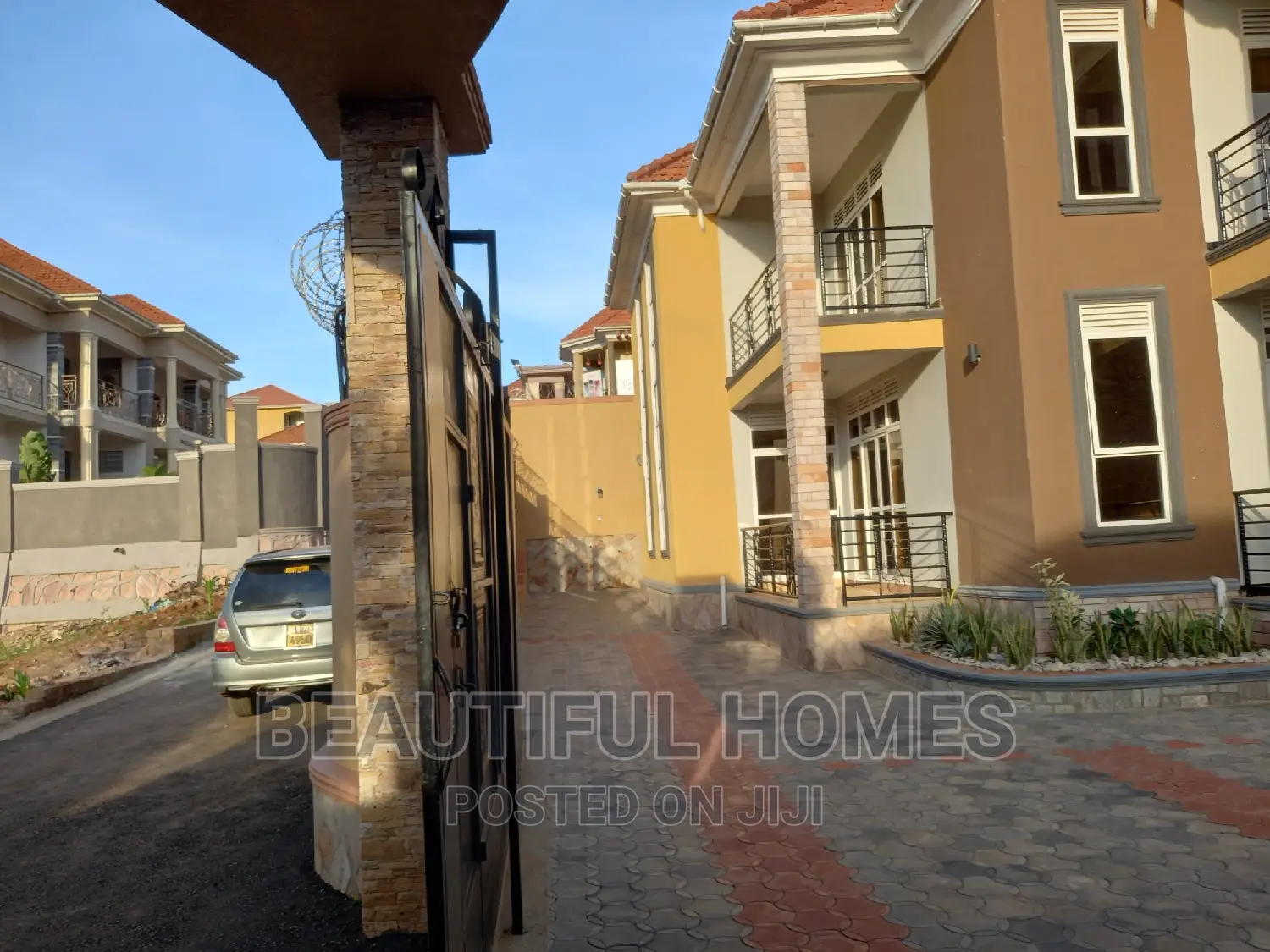 Furnished 7bdrm House in Kira Ministers for sale