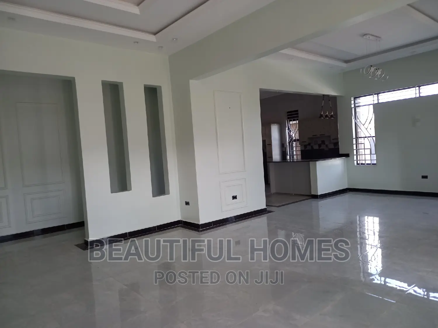 Furnished 5bdrm Bungalow in Kira Mamerito Road for sale
