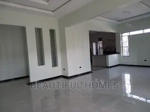 Furnished 5bdrm Bungalow in Kira Mamerito Road for sale