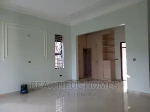 Furnished 5bdrm Mansion in Kira Wealthy Estate for sale