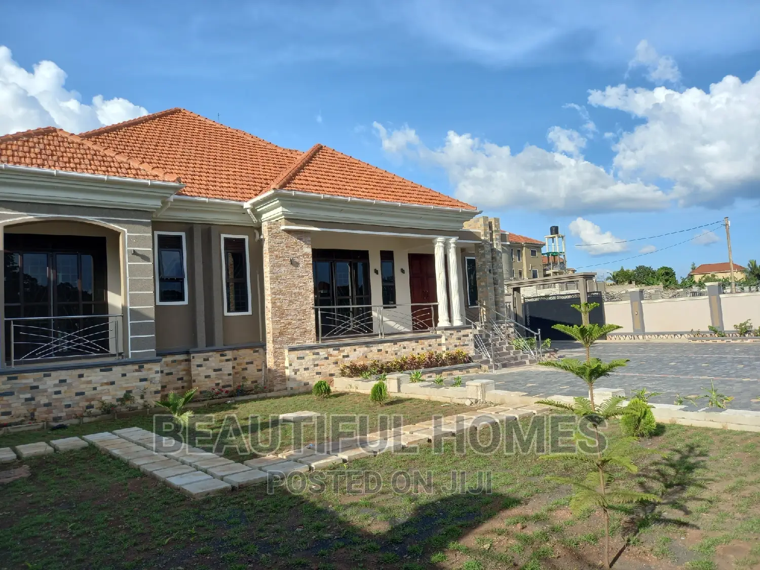 Furnished 5bdrm Mansion in Kira Wealthy Estate for sale