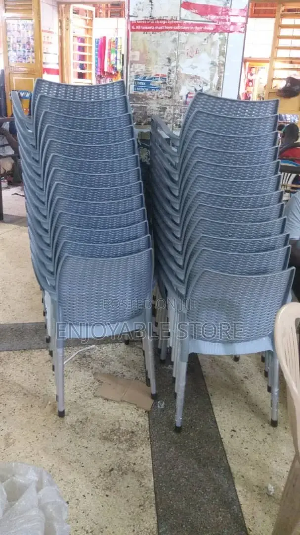 Combo Plastic Chairs