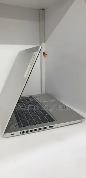 Laptop HP EliteBook 830 G5 8GB Intel Core I5 SSD 256GB