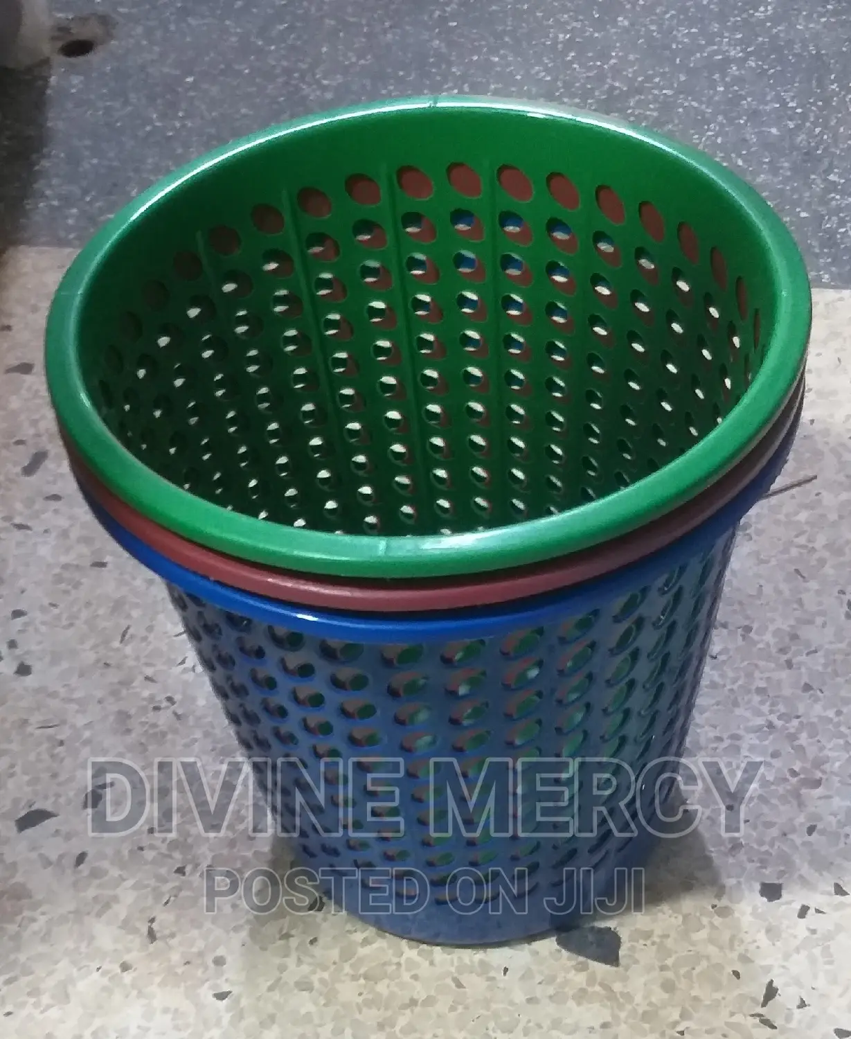 Plastic Dustbin