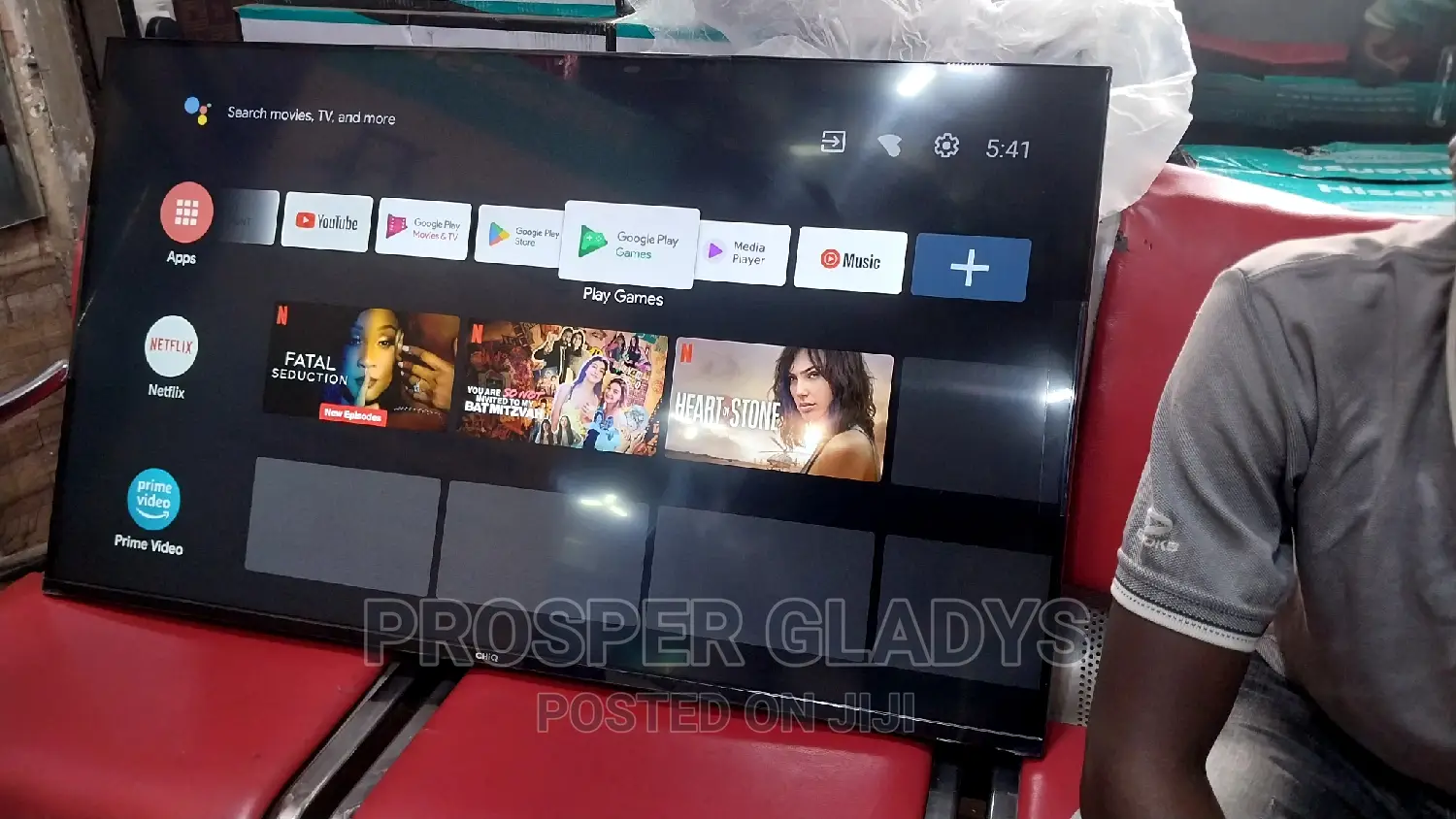 50 Inches Led Chiq Smart Digital Flat Screen Flameless