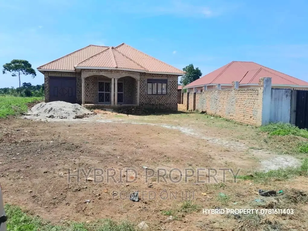 Commercial Plots for Sale at Wakiso Town Phase III~Hoima Rd.