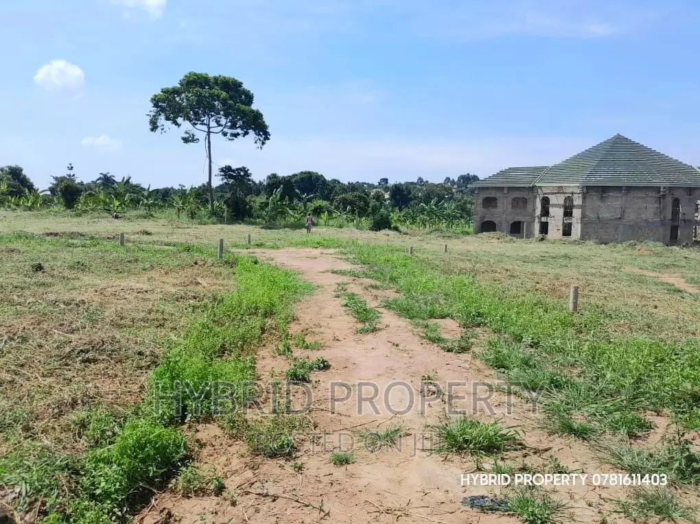Commercial Plots for Sale at Wakiso Town Phase III~Hoima Rd.