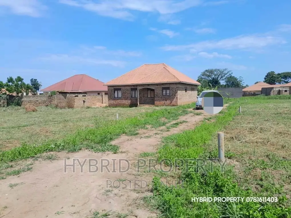 Commercial Plots for Sale at Wakiso Town Phase III~Hoima Rd.
