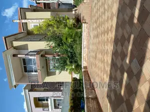 Furnished 4bdrm Duplex in Kira Tarmack, Central Division for sale