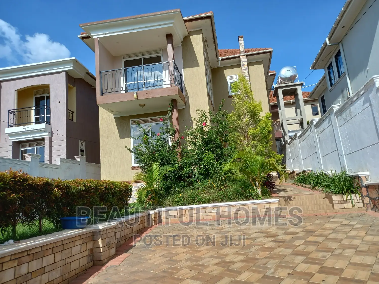 Furnished 4bdrm Mansion in Kira Town for sale