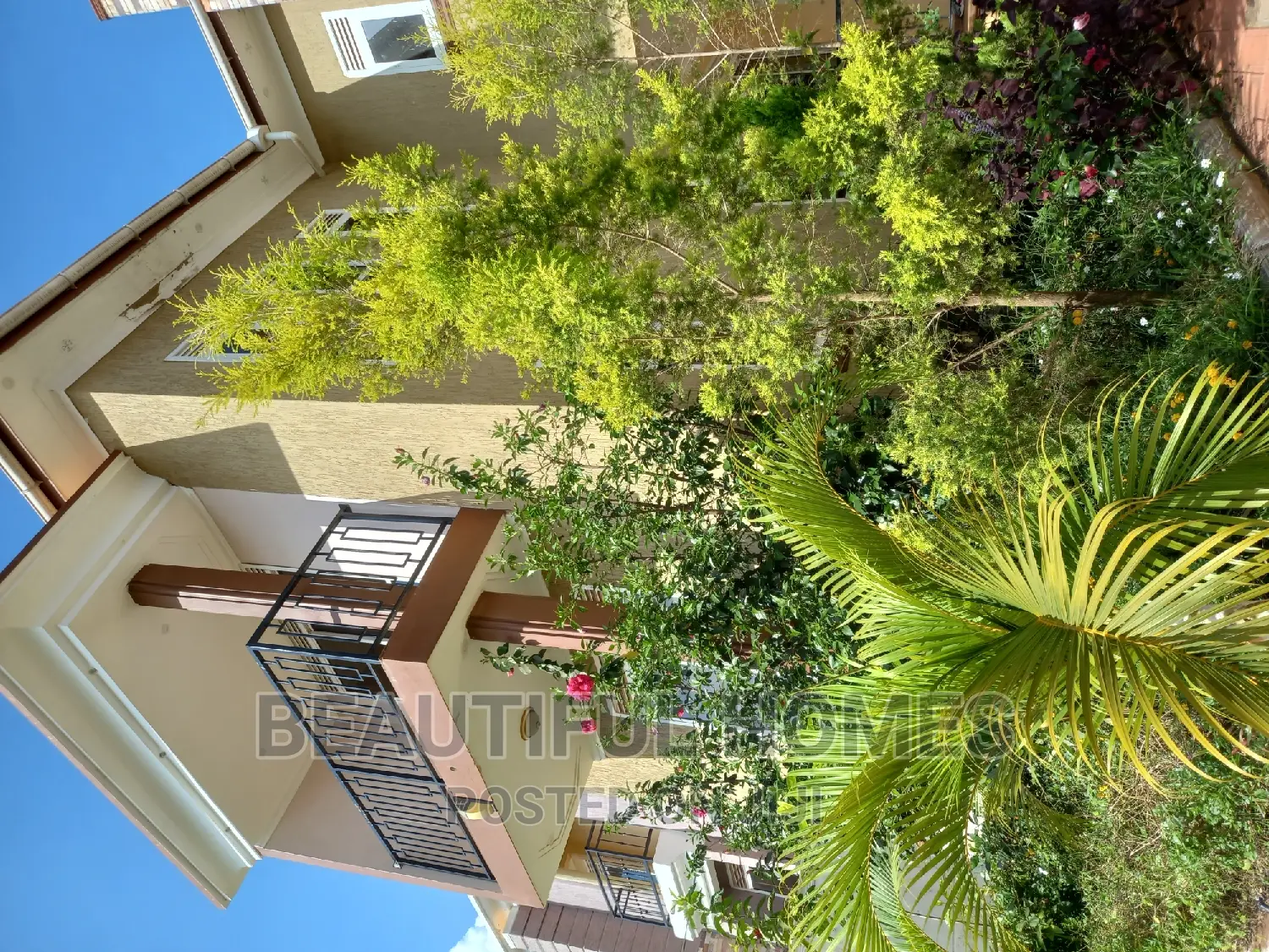 Furnished 4bdrm Maisonette in Kira for sale