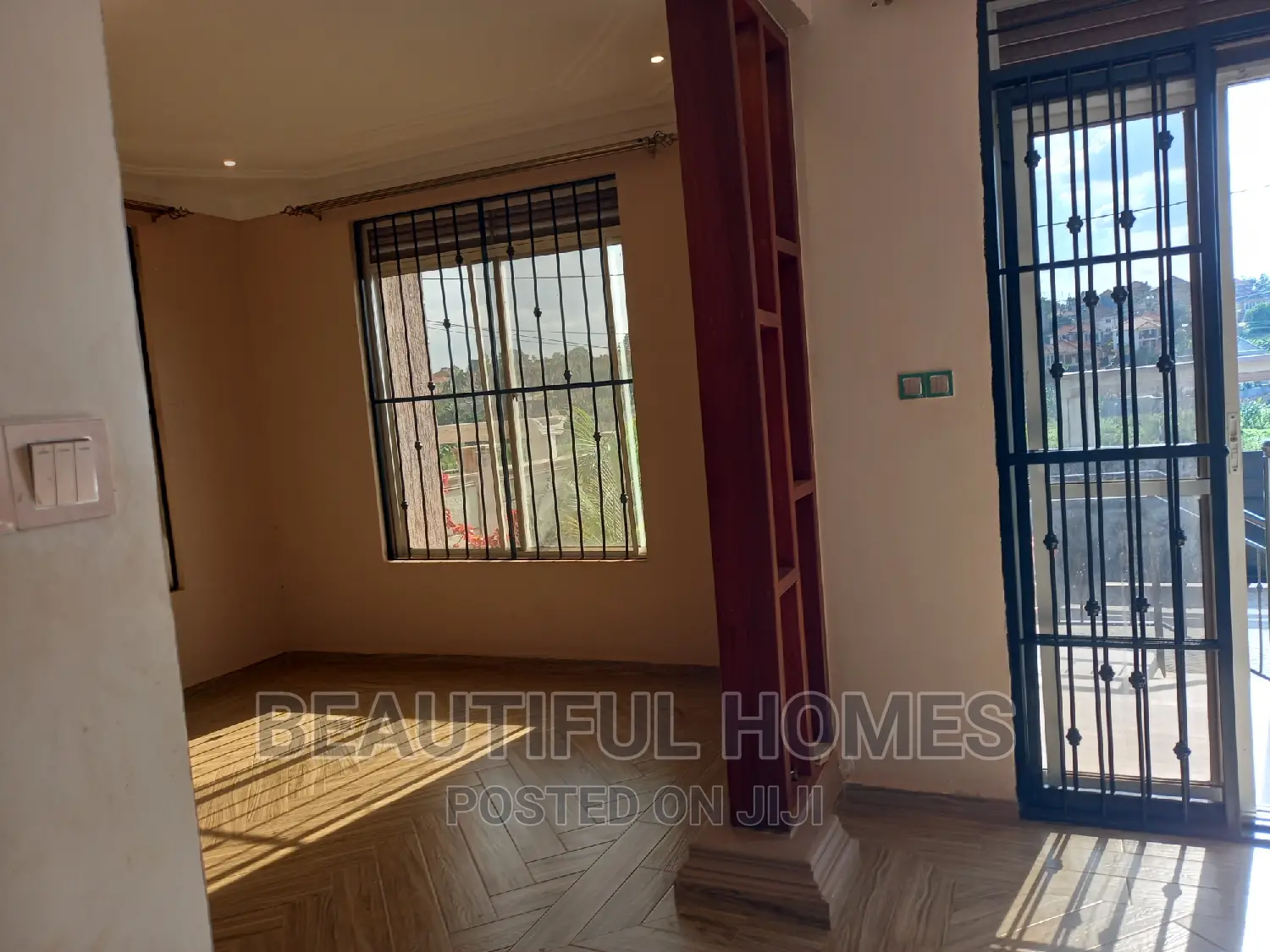 Furnished 4bdrm Maisonette in Kira for sale