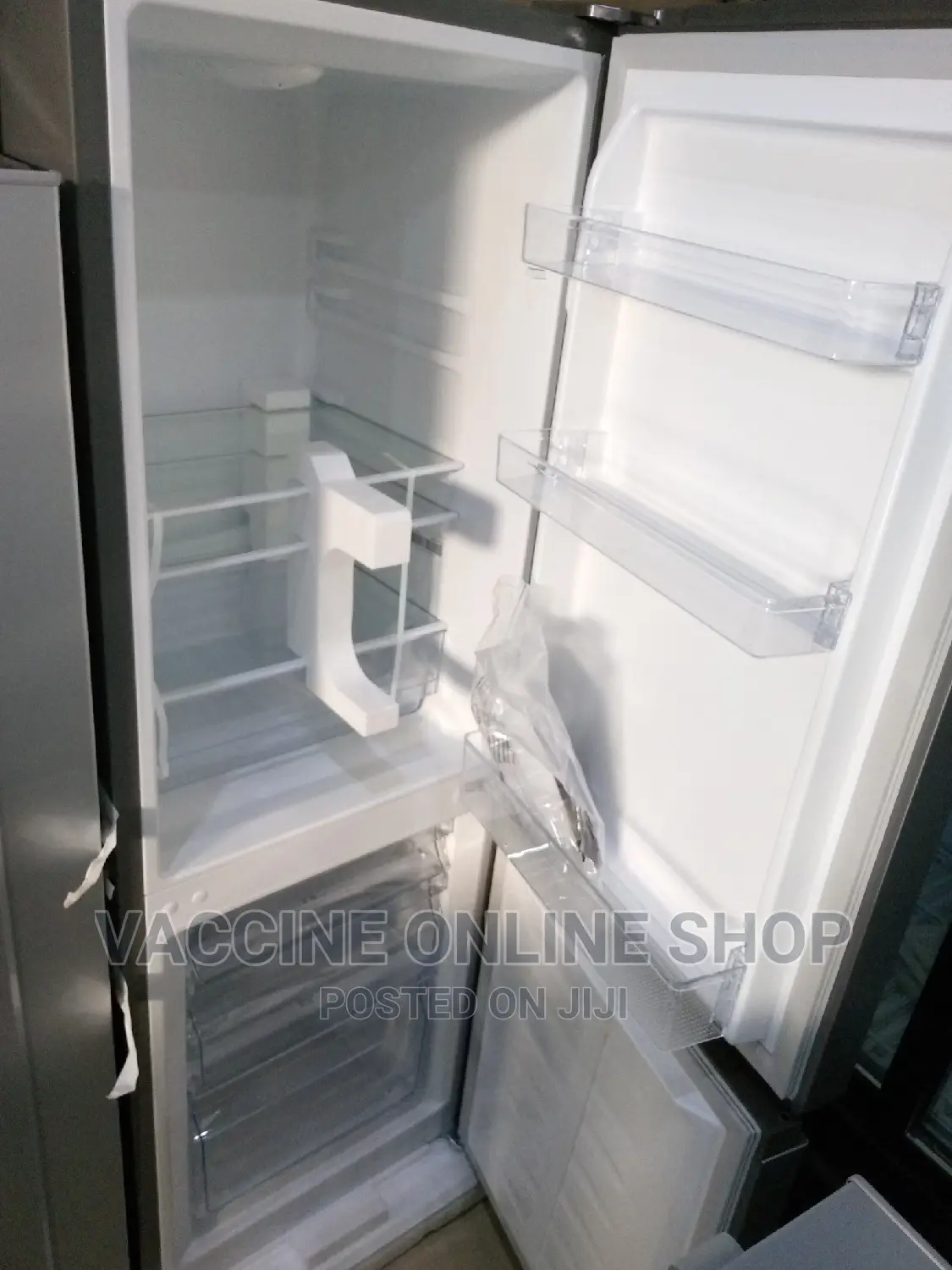 Hisense Fridge Double Door 225l/ Hisense 225L Double Door B7