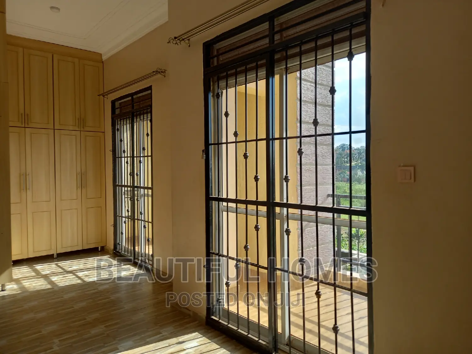 Furnished 4bdrm Duplex in Kira Diplomat for sale