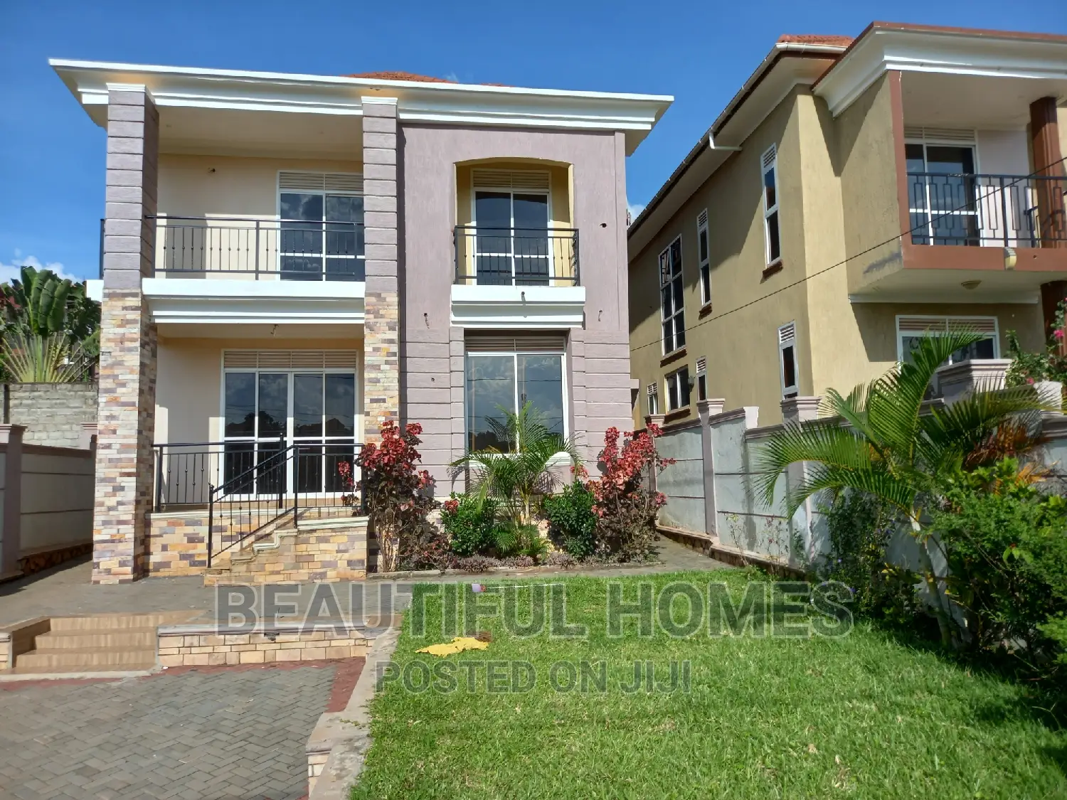 Furnished 4bdrm Mansion in Kira for sale