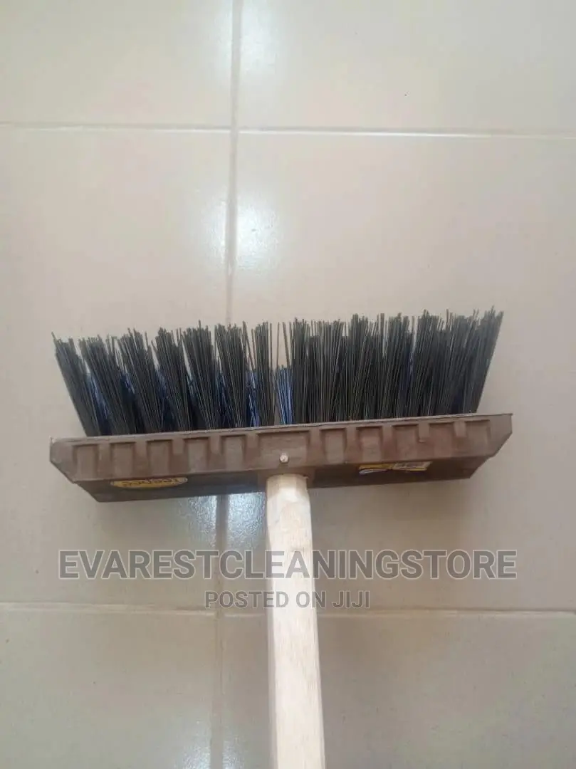 Hard Brush Heavy-Duty