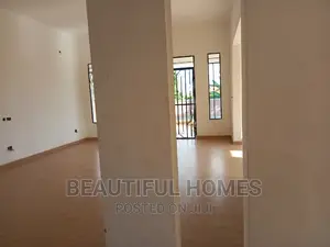 Furnished 4bdrm House in Kira Mamerito for sale