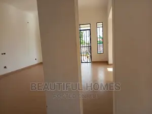 Furnished 4bdrm House in Kira Mamerito for sale