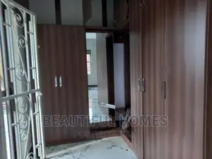 Furnished 6bdrm Duplex in Kira for sale