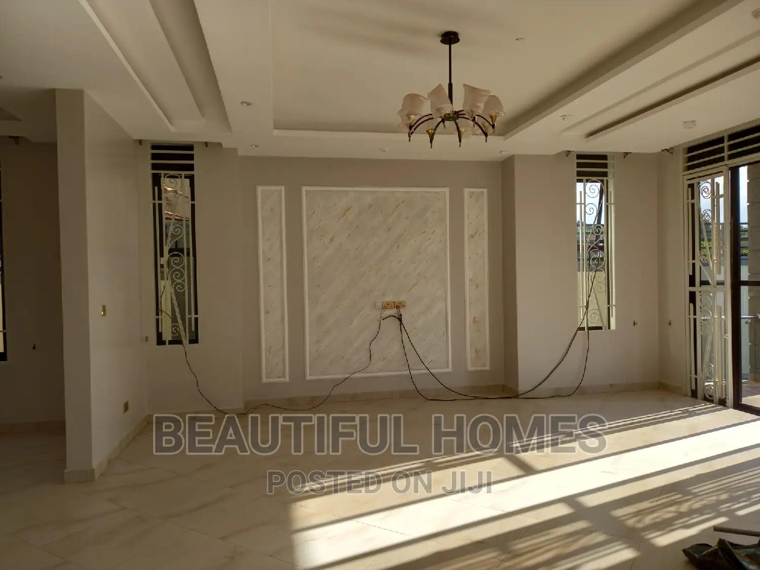 Furnished 6bdrm Duplex in Kira for sale