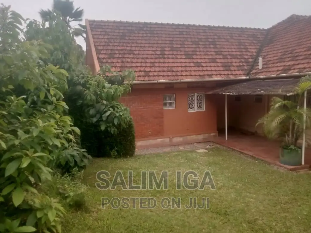 3bdrm Bungalow in Kololo Property, Central Division for rent