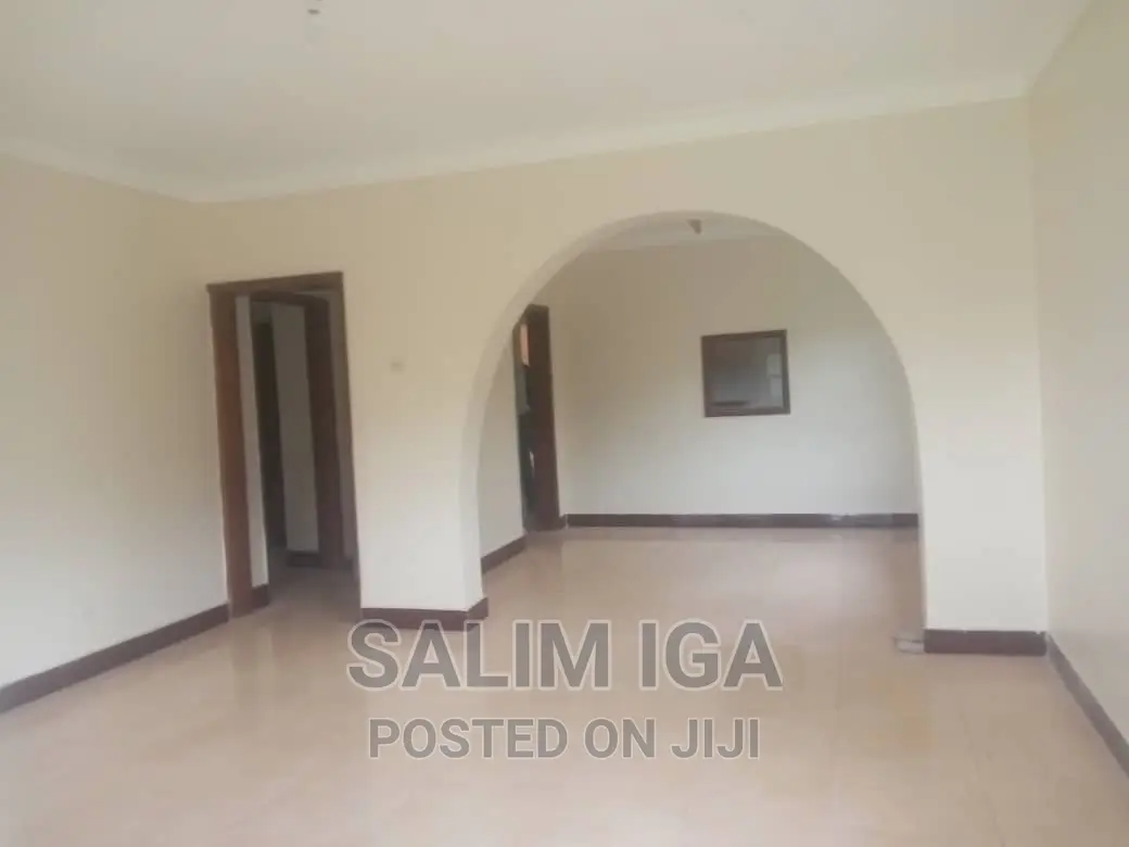 3bdrm Bungalow in Kololo Property, Central Division for rent