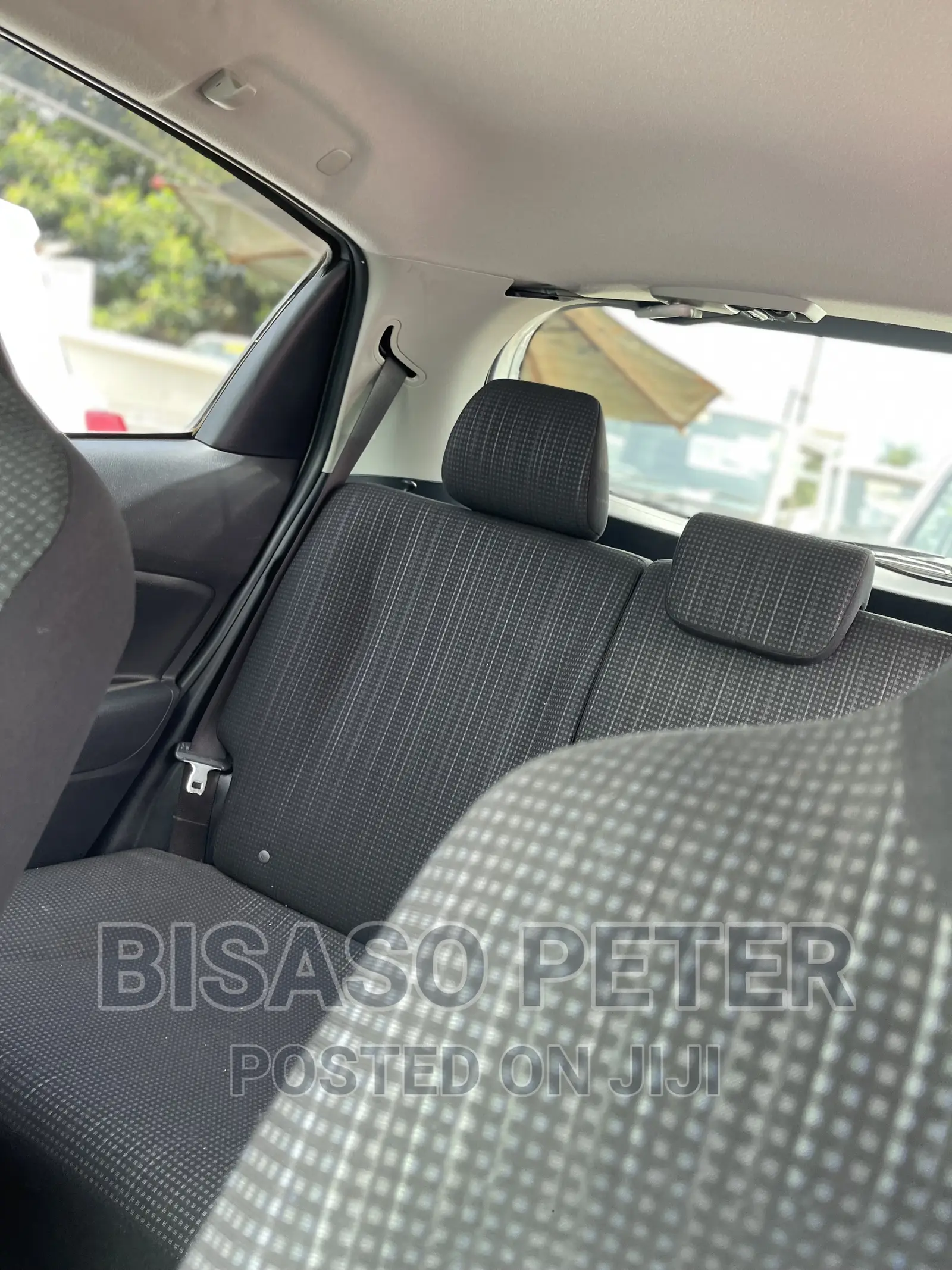 Toyota Vitz 1.3 AWD 5dr 2014 Silver