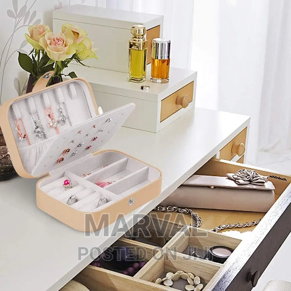 Travel Portable Jewelry Box/Bag