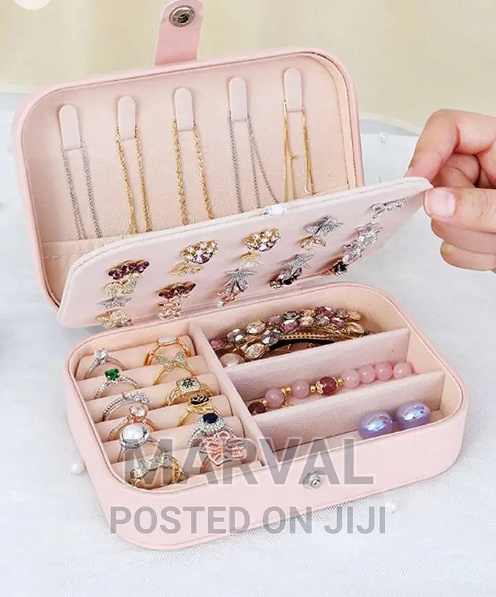 Travel Portable Jewelry Box/Bag
