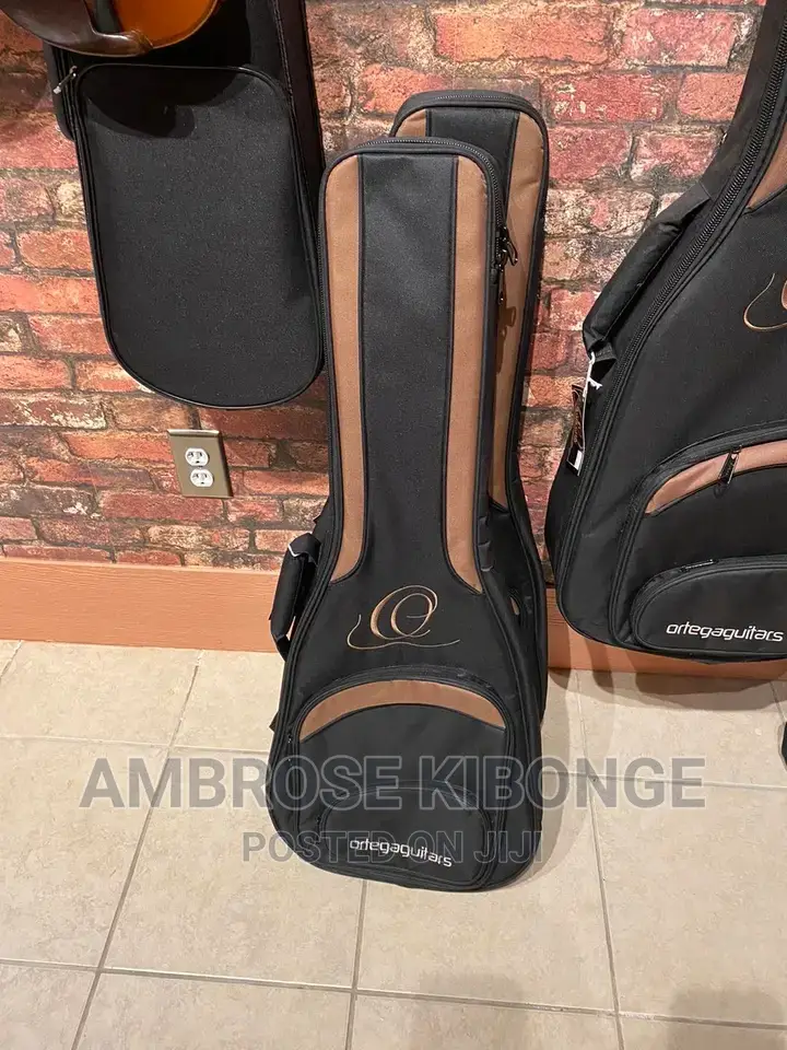 Full Size 42inch Portable Double Padded Acoustic Guitar Bag.