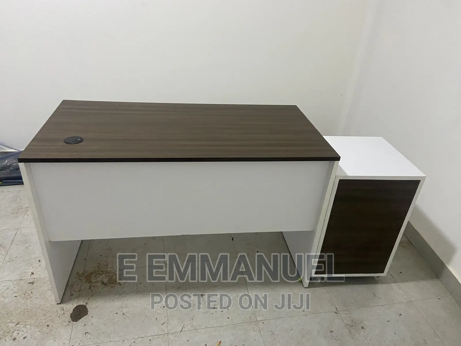 Office Desks